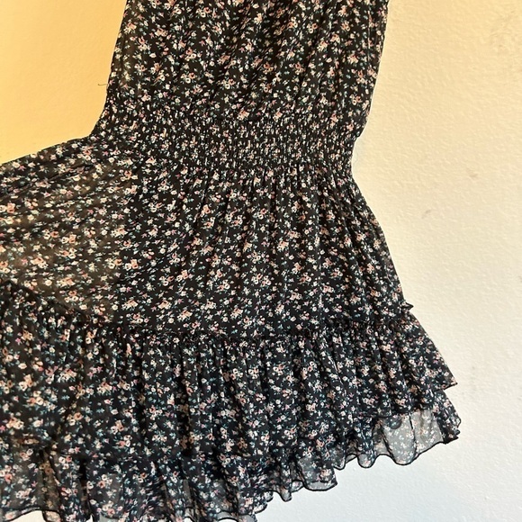 Forever 21 Black Floral Casual Sleeveless
Mini Dress Women's Size small - Picture 4 of 10